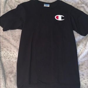 Black champion t shirt